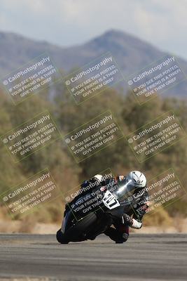 media/Oct-13-2025-Moto Forza (Mon) [[a66d839500]]/2-A Group/Session 4 Turn 7/